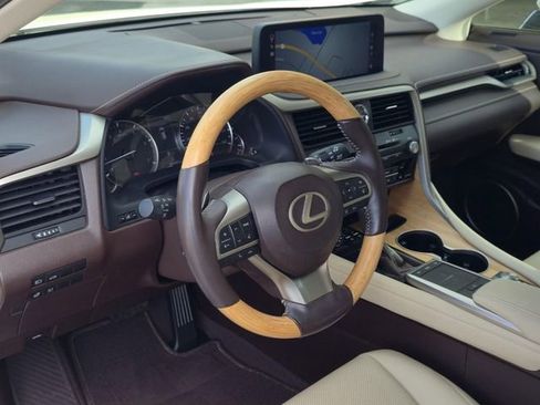Used 2020 Lexus RX 350L FWD w/ Premium Package image 30