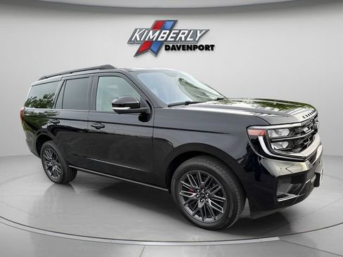 Used 2025 Ford Expedition Platinum w/ Stealth Performance Package AWD/4WD image 7