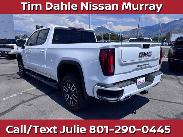 Used 2023 GMC Sierra 1500 AT4 w/ Technology Package AWD/4WD image 9