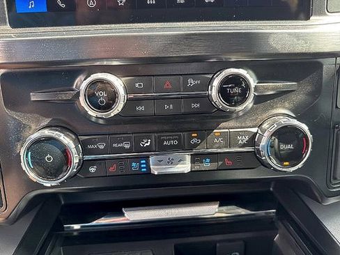 New 2025 Ford F350 Lariat w/ Black Appearance Package image 22