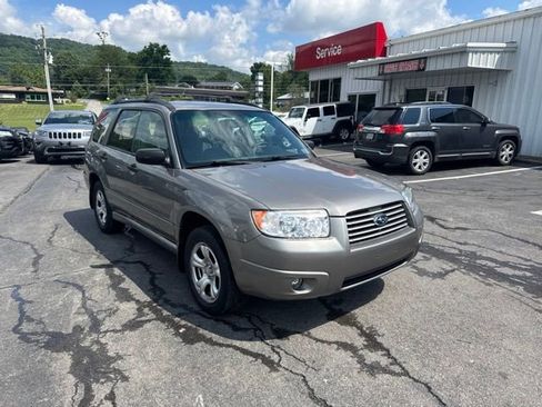 Used 2006 Subaru Forester 2.5X w/ Popular Equipment Group 1B AWD/4WD image 2