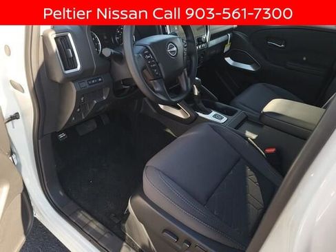 New 2026 Nissan Frontier SV w/ Tow Package AWD/4WD image 9