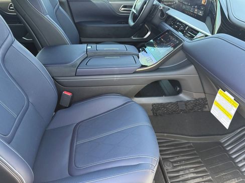 New 2026 INFINITI QX80 4WD image 27