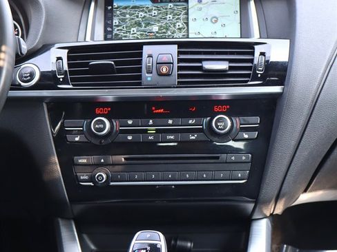 Used 2018 BMW X4 M40i AWD/4WD image 14