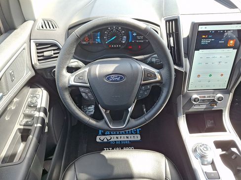 Used 2022 Ford Edge SEL w/ Convenience Package AWD/4WD image 2
