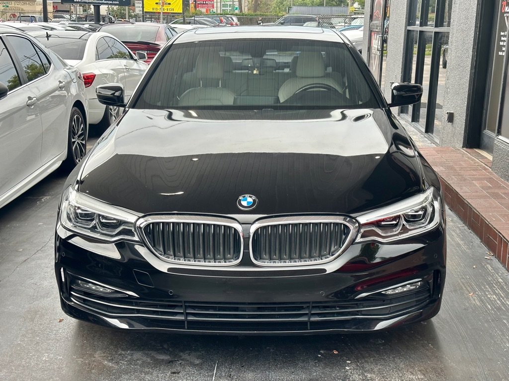 Used 2017 BMW 540i RWD image 5