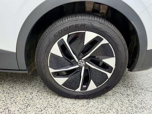 Used 2022 Volkswagen ID.4 Pro S RWD image 9