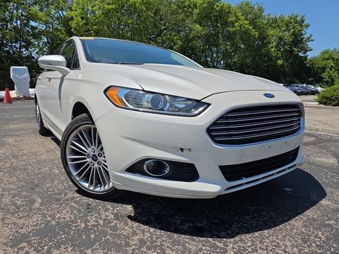 Used 2013 Ford Fusion SE FWD image 21