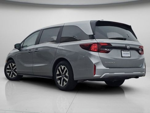 New 2026 Honda Odyssey EX-L image 8