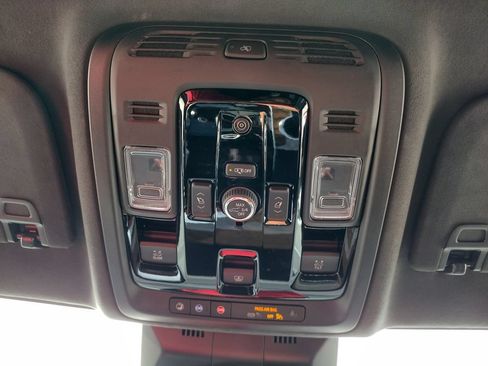 Used 2026 Cadillac Escalade Platinum Sport w/ LPO, Floor Liner Package AWD/4WD image 39