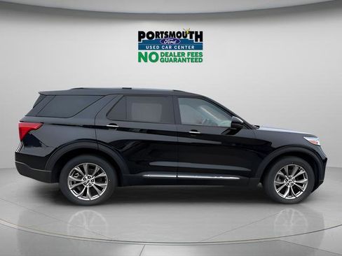 Used 2023 Ford Explorer Limited w/ Equipment Group 301A image 7