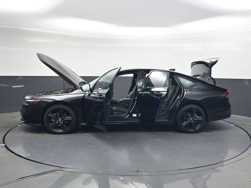 Used 2024 Honda Accord Sport image 34