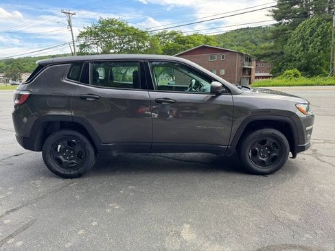 Used 2021 Jeep Compass Sport w/ Cold Weather Group AWD/4WD image 3
