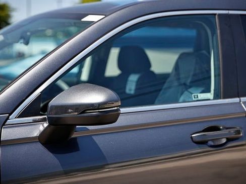 New 2026 Honda CR-V LX image 7