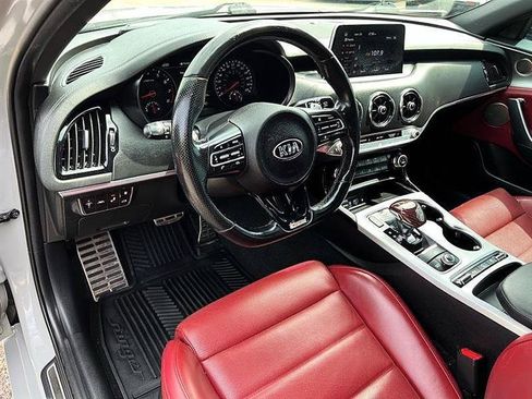 Used 2021 Kia Stinger GT2 RWD image 16
