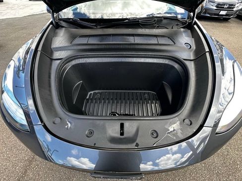 Used 2023 Tesla Model Y Long Range AWD/4WD image 14
