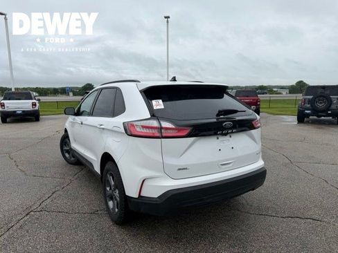 Used 2024 Ford Edge SEL w/ Sport Appearance Package AWD/4WD image 11