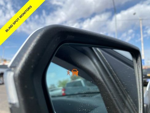 Used 2023 Chevrolet Equinox LT image 15