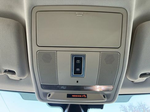 Used 2015 Land Rover Range Rover Evoque Pure Plus image 38