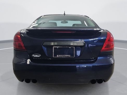 Used 2008 Pontiac Grand Prix GXP w/ Sun And Sound Package FWD image 5