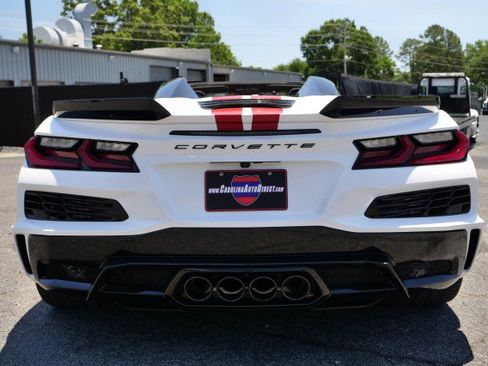 Used 2023 Chevrolet Corvette Z06 RWD image 60
