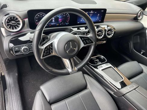 Used 2025 Mercedes-Benz CLA 250 image 18