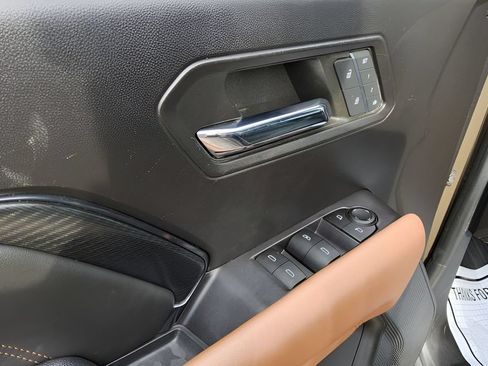 Used 2023 GMC Canyon AT4 w/ AT4 Premium Package AWD/4WD image 27