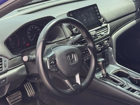 Used 2019 Honda Accord Sport image 14