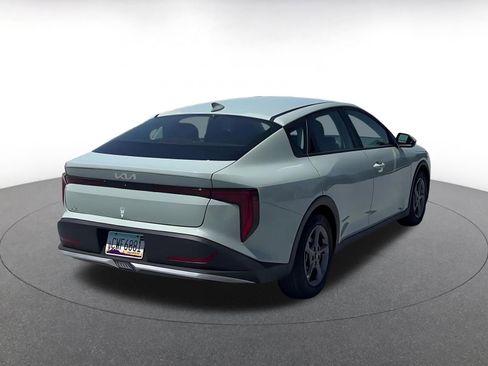 Used 2025 Kia K4 FWD image 14