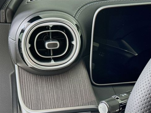 New 2026 Mercedes-Benz GLC 300 GLC 300 Coupe image 11