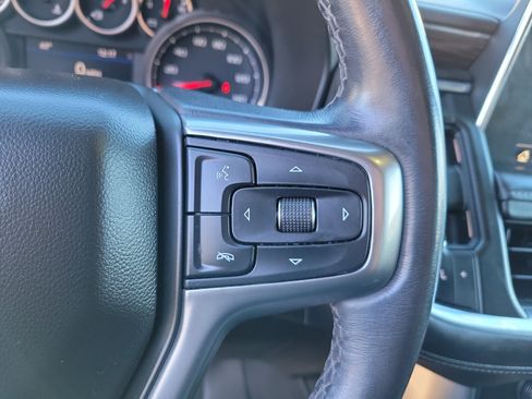 Used 2021 Chevrolet Tahoe Z71 image 17