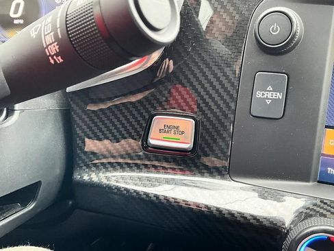 Used 2019 Chevrolet Corvette ZR1 RWD image 18
