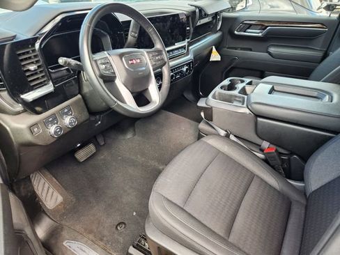 Used 2023 GMC Sierra 1500 Elevation AWD/4WD image 8