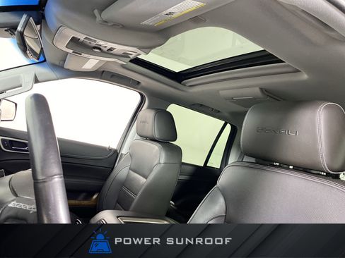 Used 2019 GMC Yukon Denali w/ Denali Ultimate Package image 2