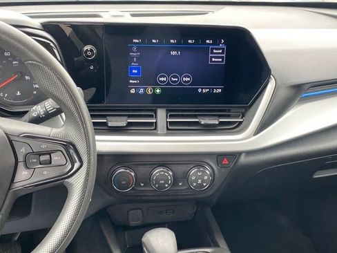 Certified 2024 Chevrolet Trax LS w/ LS Convenience Package image 10