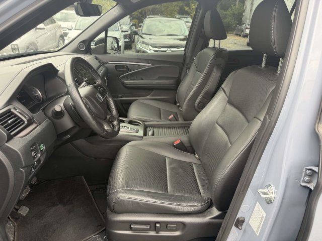 Used 2023 Honda Passport EX-L image 14