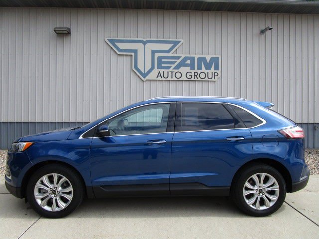 Used 2023 Ford Edge Titanium AWD/4WD image 4