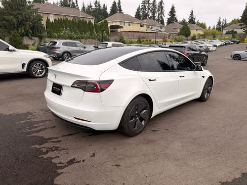 Used 2023 Tesla Model 3 Standard Range RWD image 4