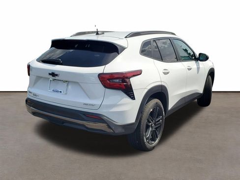 New 2025 Chevrolet Trax ACTIV w/ Driver Confidence Package image 2