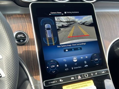 Certified 2025 Mercedes-Benz GLC 300 4MATIC image 17