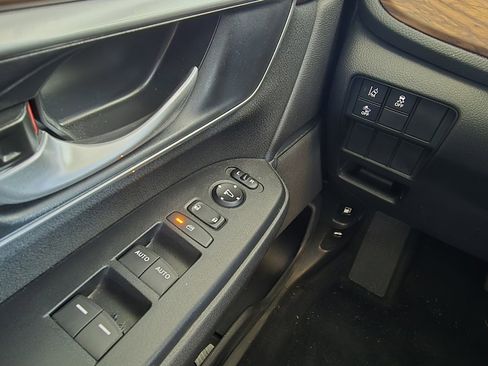 Used 2021 Honda CR-V EX image 17
