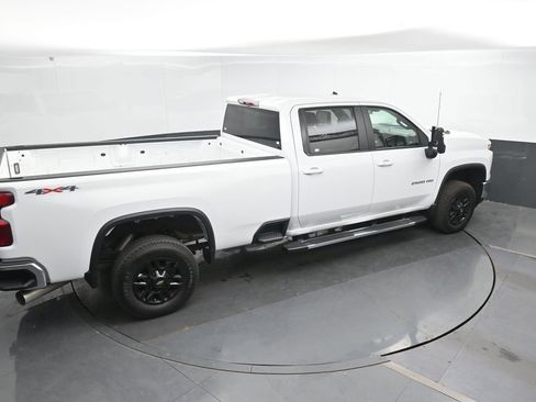 Used 2025 Chevrolet Silverado 2500 LT w/ Safety Package AWD/4WD image 30
