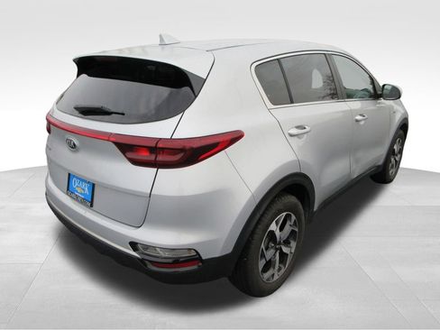Used 2020 Kia Sportage LX AWD/4WD image 5