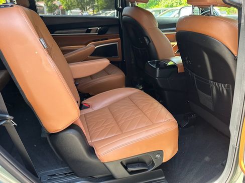 Used 2024 Kia Telluride EX X-Line AWD/4WD image 17