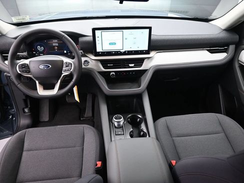 New 2026 Ford Explorer Active RWD image 21