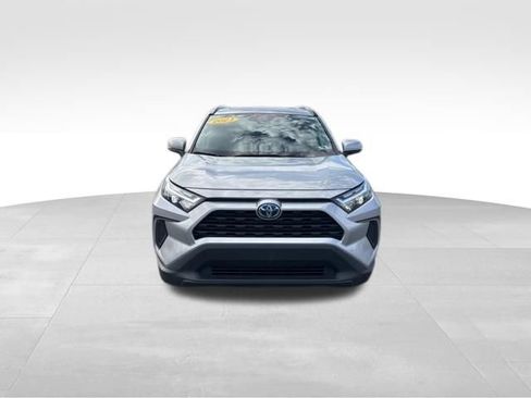 Used 2023 Toyota RAV4 XLE w/ Convenience Package image 9