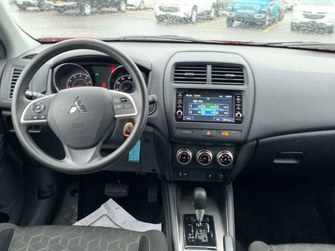 Used 2022 Mitsubishi Outlander Sport ES image 17