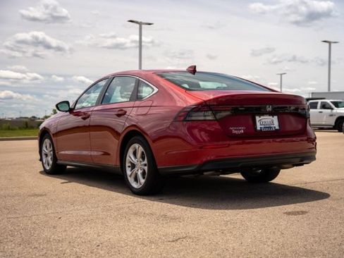 Used 2025 Honda Accord LX image 5