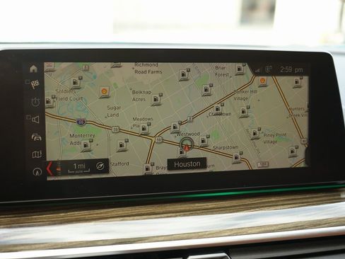 Used 2019 BMW 530i w/ Convenience Package image 14