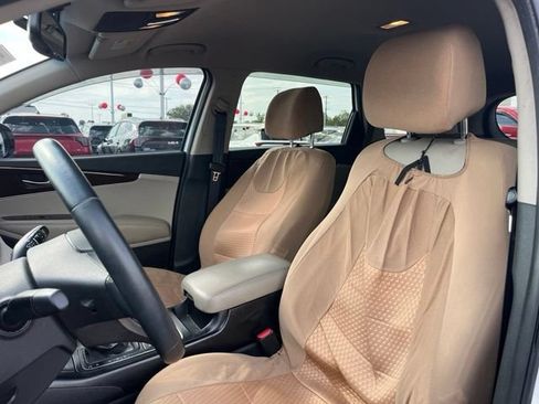 Used 2017 Kia Sorento AWD w/ LX Convenience Package image 17